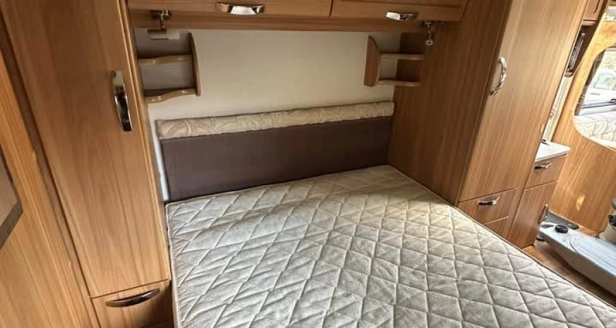 Lunar Clubman